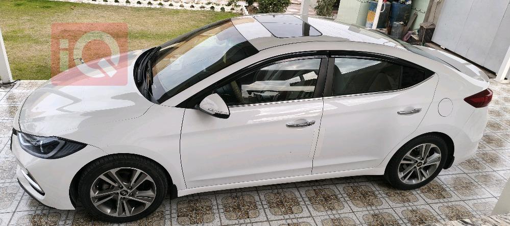 هيونداي النترا